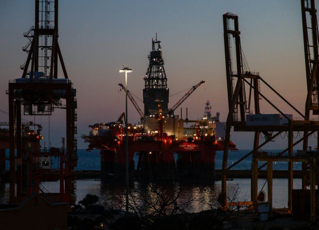 Petrochemical Wholesale Supplier