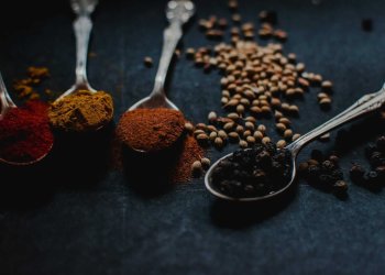 Bulk Black Pepper & Spices – CIF Mersin, Turkey